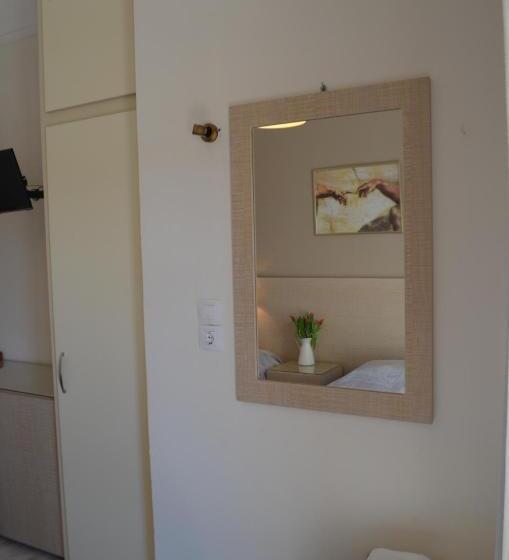 اتاق سوپریور, Archontissa Rooms