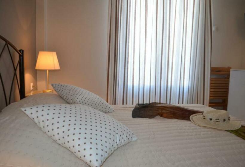 اتاق استاندارد با چشمانداز شهر, Archontissa Rooms