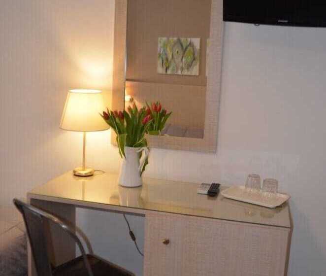 اتاق استاندارد با چشمانداز شهر, Archontissa Rooms