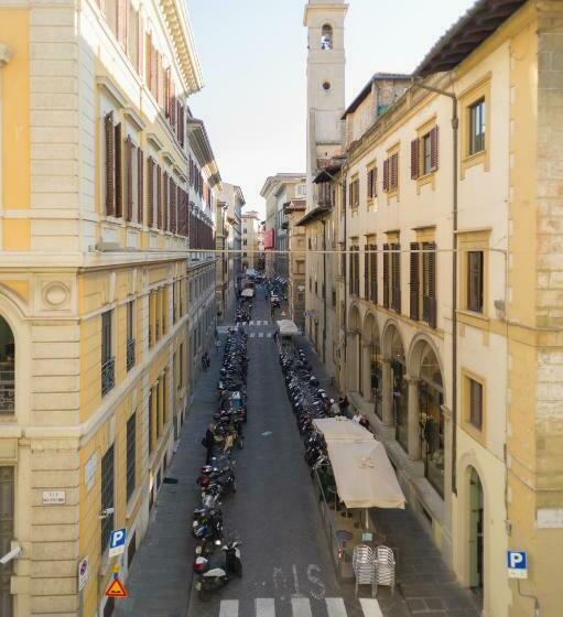 اتاق سوپریور, Arnobio Florence Suites