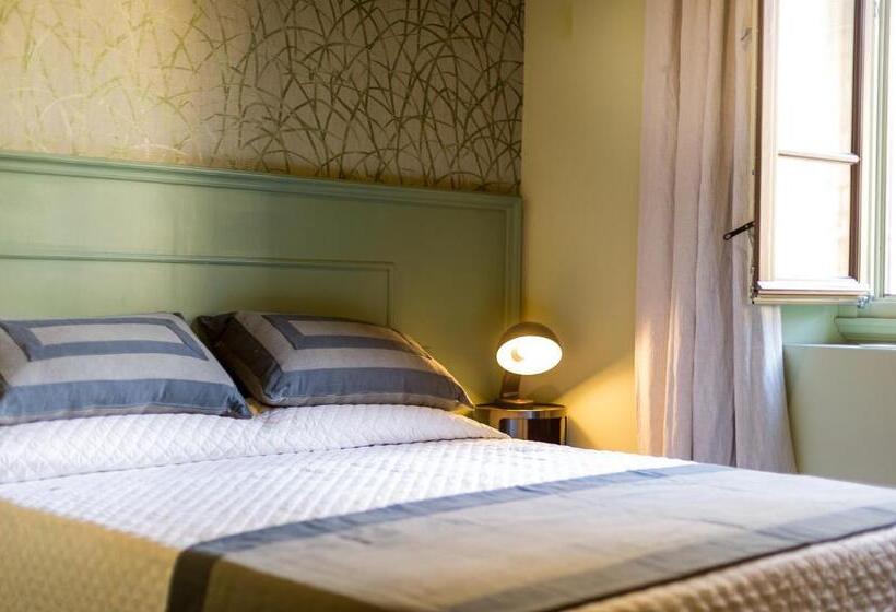 اتاق سوپریور, Arnobio Florence Suites