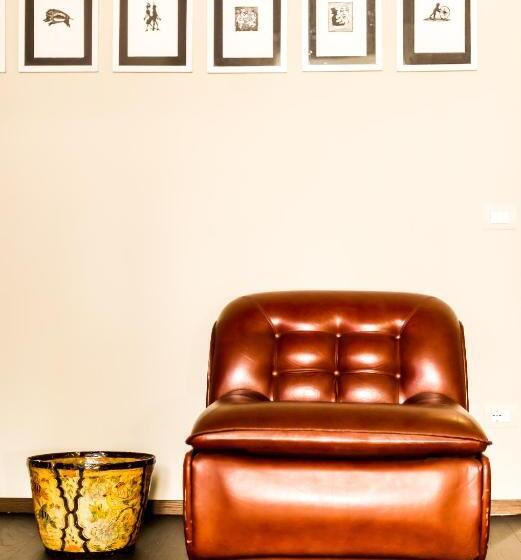 اتاق لوکس, Arnobio Florence Suites