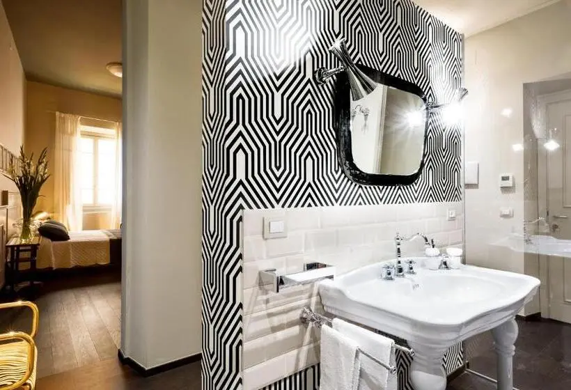 اتاق لوکس, Arnobio Florence Suites