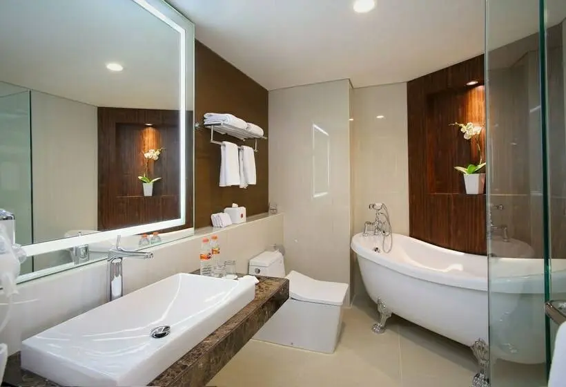 Suíte Júnior, Grandhika Hotel Semarang