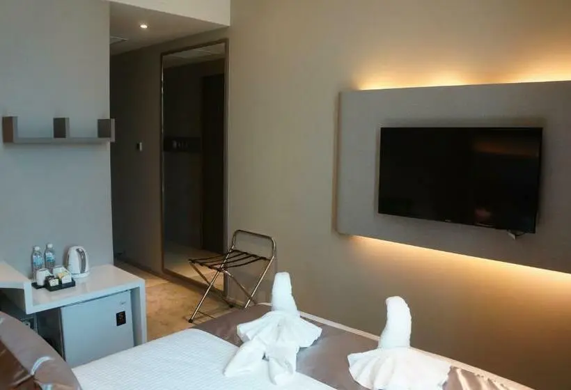 Standard-huone, Greens Hotel & Suites