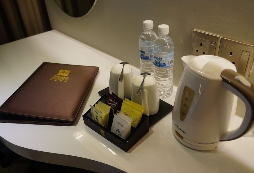 غرفة قياسية, Greens Hotel & Suites