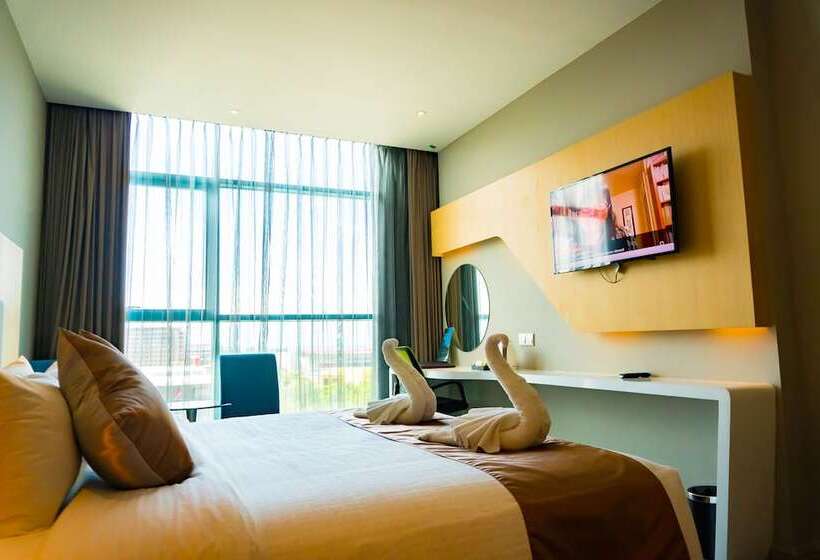 غرفة ديلوكس, Greens Hotel & Suites