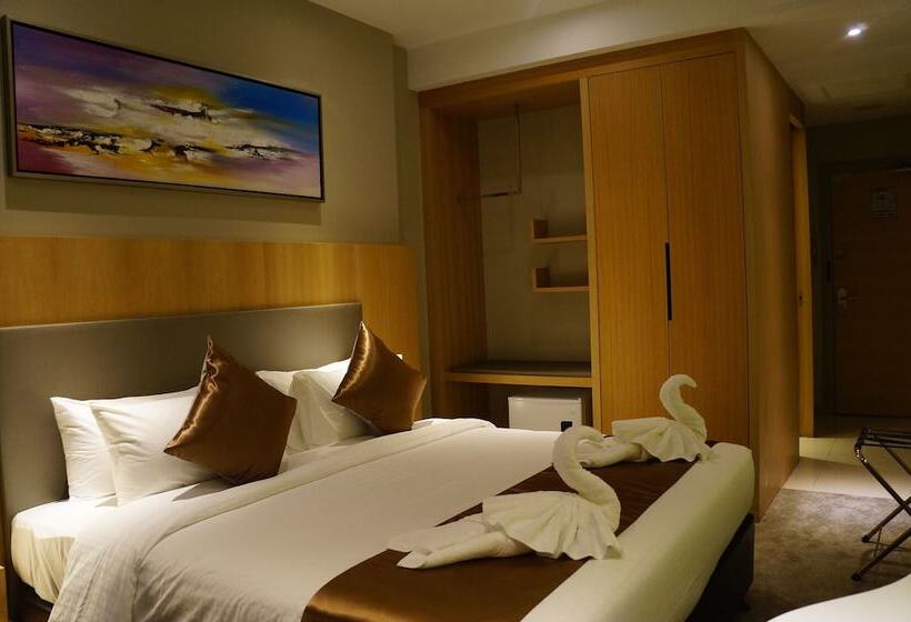 غرفة ديلوكس, Greens Hotel & Suites