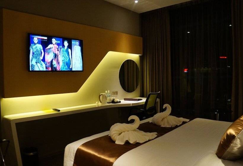 חדר דלוקס, Greens Hotel & Suites