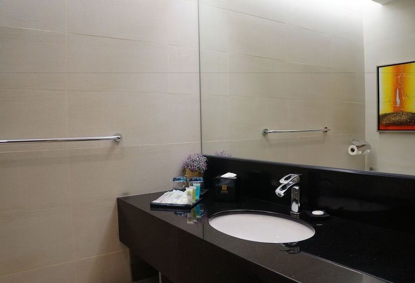 프리미엄 룸, Greens Hotel & Suites