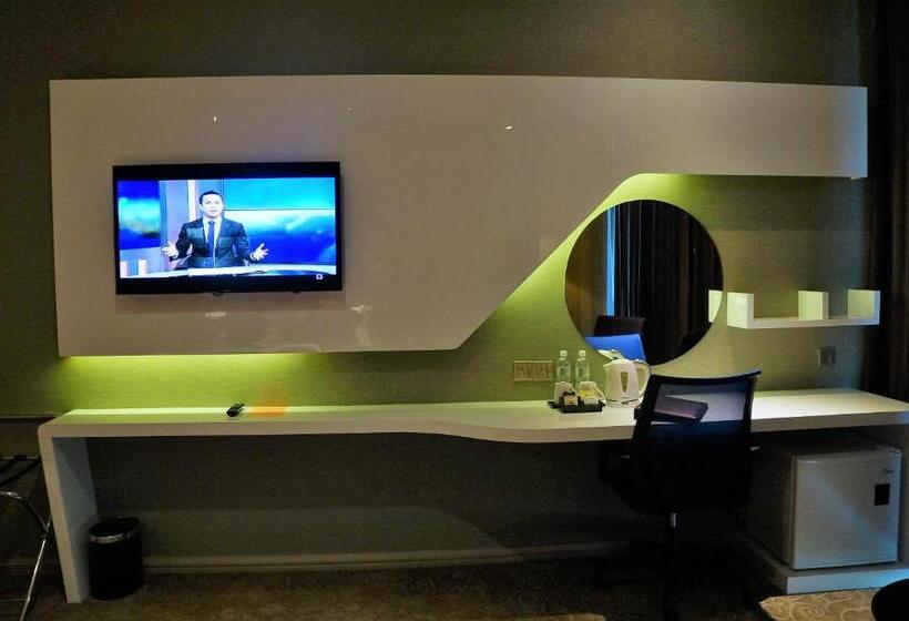 غرفة تنفيذية, Greens Hotel & Suites