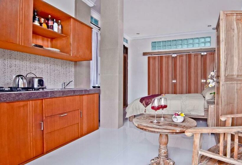غرفة عائلية, Kuta Ecostay
