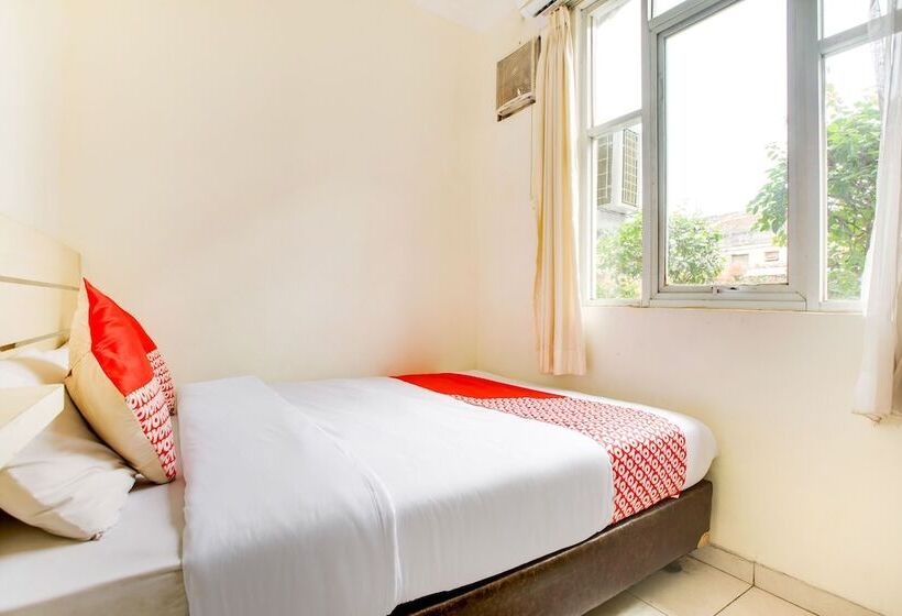 Habitació Estàndard, Reddoorz @  Arimbi Dewi Sartika Baru