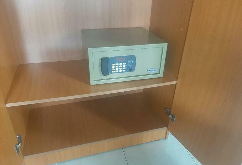 اتاق لوکس با چشم‌انداز دریا, Sea Breeze Guest House