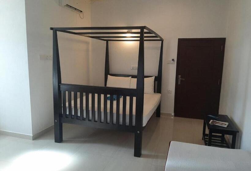 标准三人间, Sea Breeze Guest House