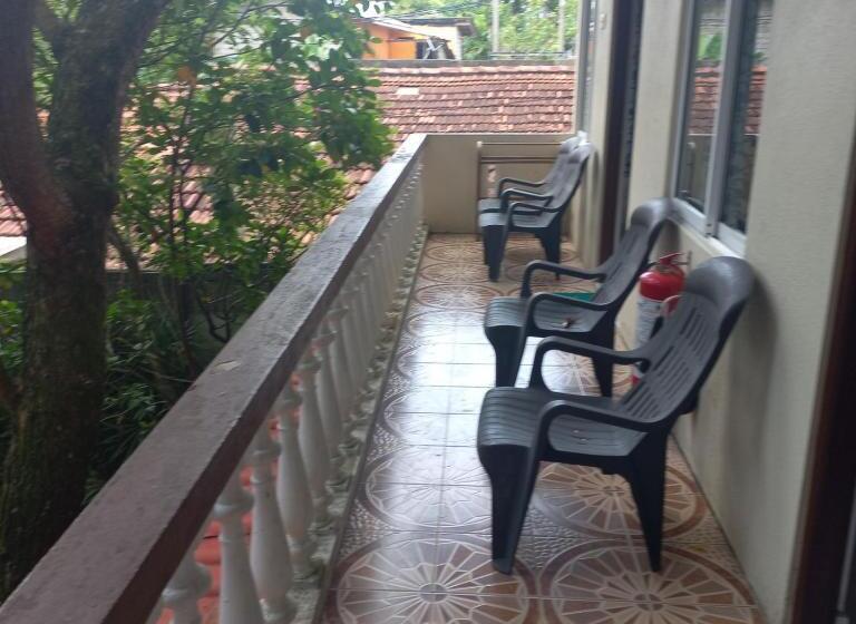 标准间, Sea Breeze Guest House