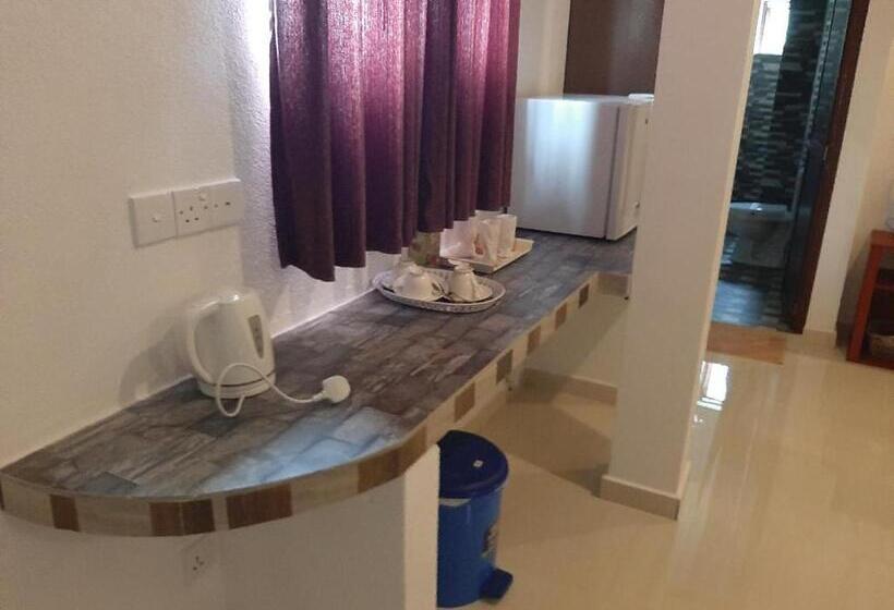 家庭间, Sea Breeze Guest House