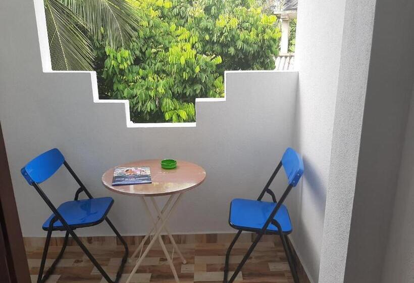 家庭间, Sea Breeze Guest House