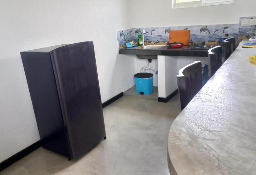 Апартаменты 1 Спальня Вид на Море, Sea Breeze Guest House