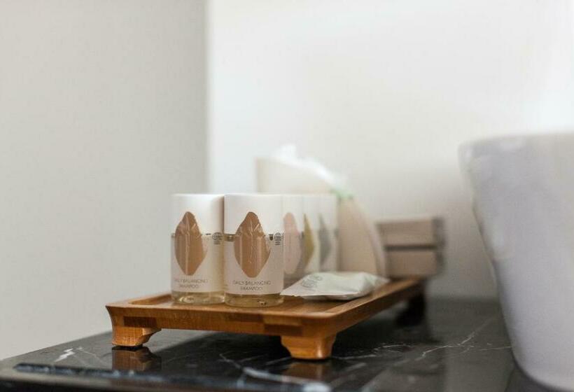 اتاق استاندارد, Shota@rustaveli Boutique