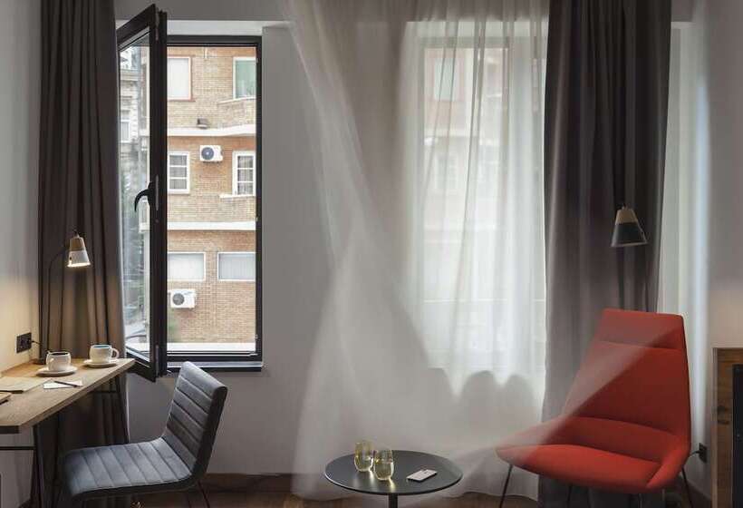 اتاق استاندارد, Shota@rustaveli Boutique