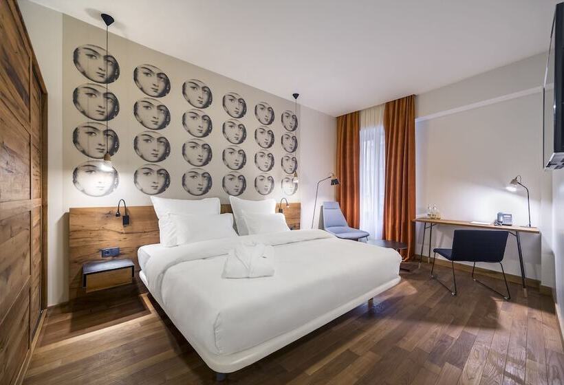 اتاق استاندارد, Shota@rustaveli Boutique