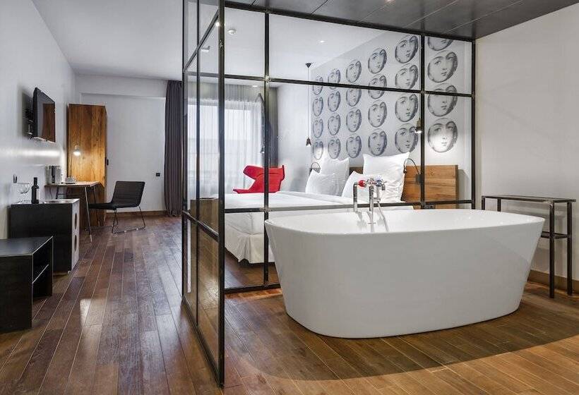 اتاق استاندارد, Shota@rustaveli Boutique