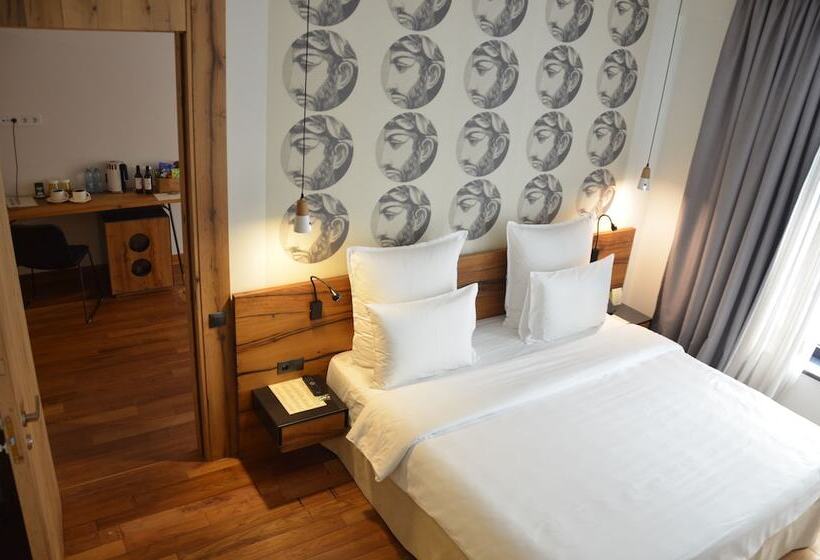 اتاق استاندارد, Shota@rustaveli Boutique