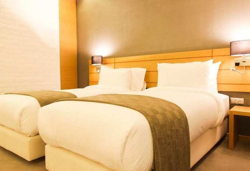 Номер Superior, Smarts