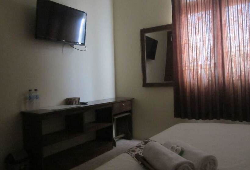 غرفة قياسية, Larasati Guest House