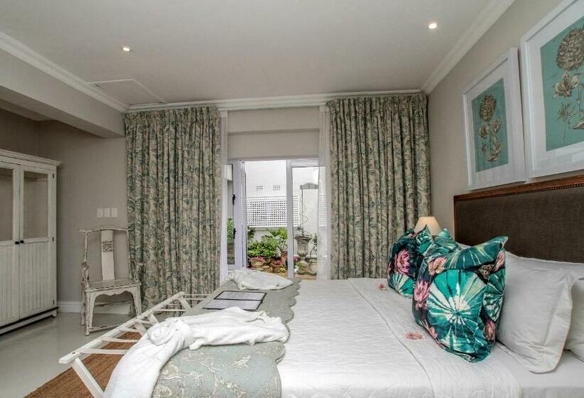 Номер Стандарт, Sandals Guest House