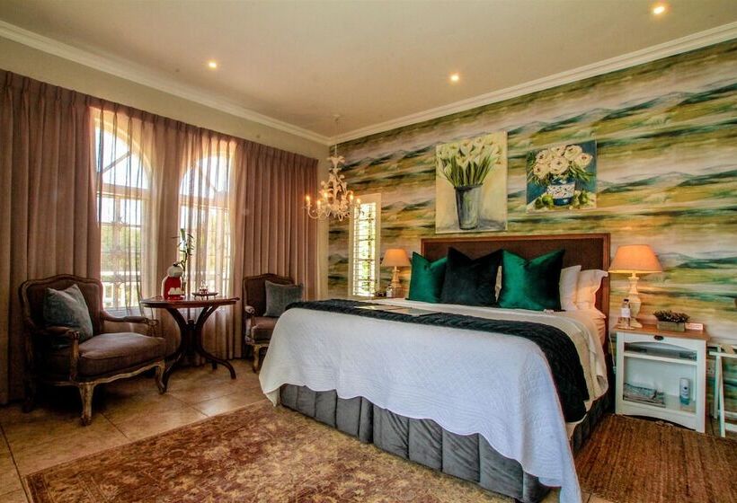 スタンダードルーム, Sandals Guest House