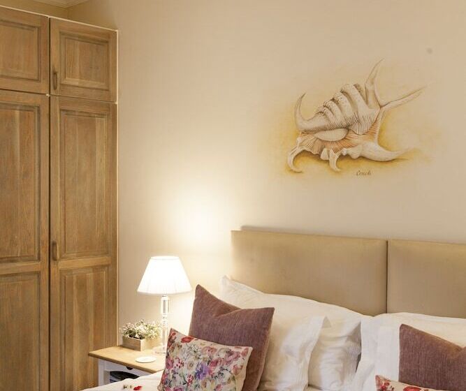 スタンダードルーム, Sandals Guest House