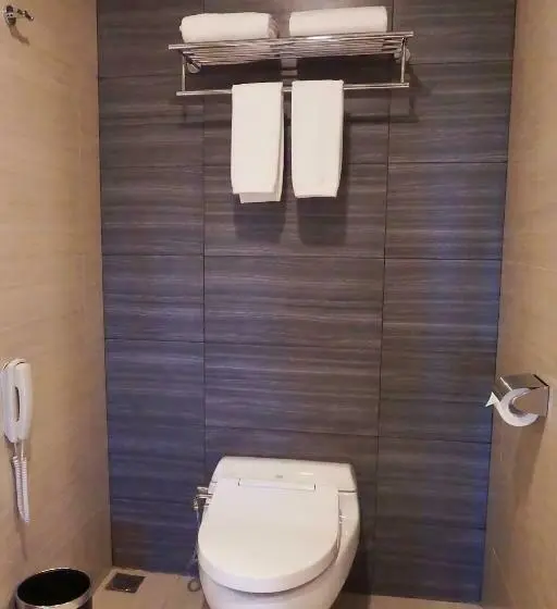 اتاق لوکس, Platinum Adisucipto Hotel & Conference Center