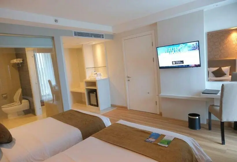 اتاق لوکس, Platinum Adisucipto Hotel & Conference Center