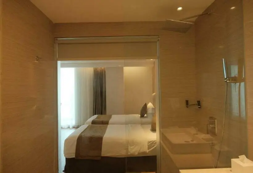 اتاق لوکس, Platinum Adisucipto Hotel & Conference Center
