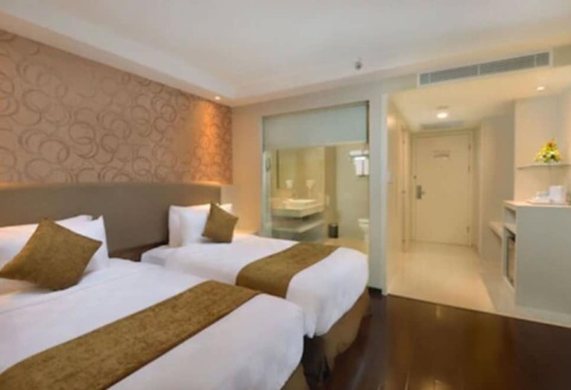 디럭스 룸, Platinum Adisucipto Hotel & Conference Center