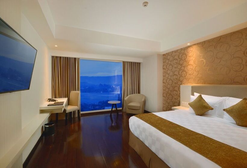 豪华房间, Platinum Adisucipto Hotel & Conference Center