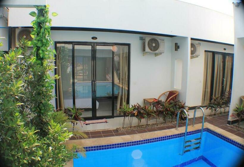 デラックスルーム, Sofinny Motel