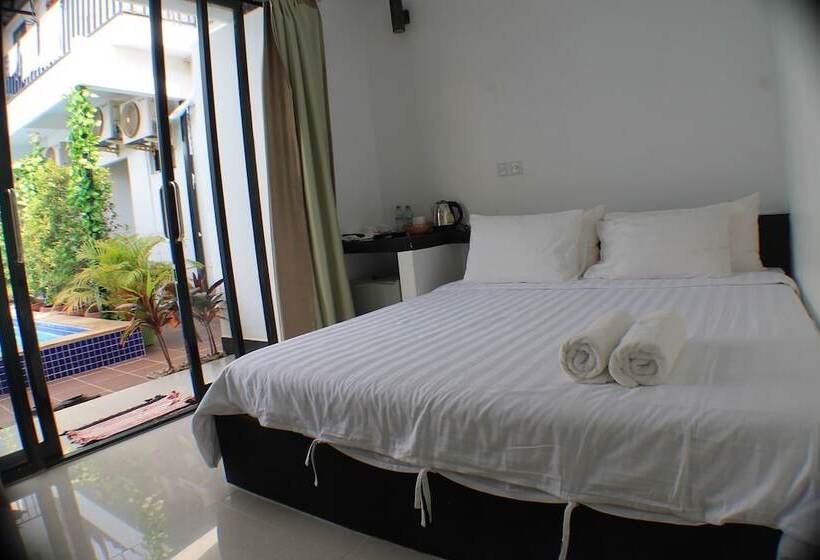 デラックスルーム, Sofinny Motel