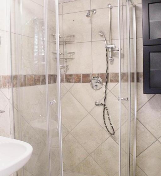 Семейный Номер, Vineyard On The Hill Guest House