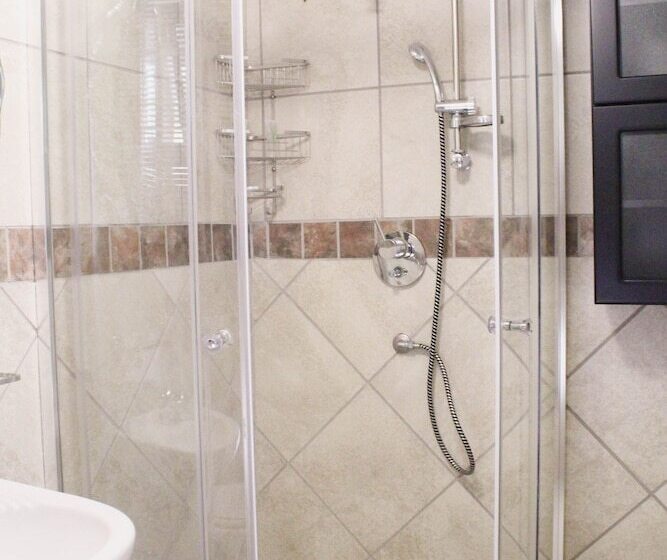 Семейный Номер, Vineyard On The Hill Guest House