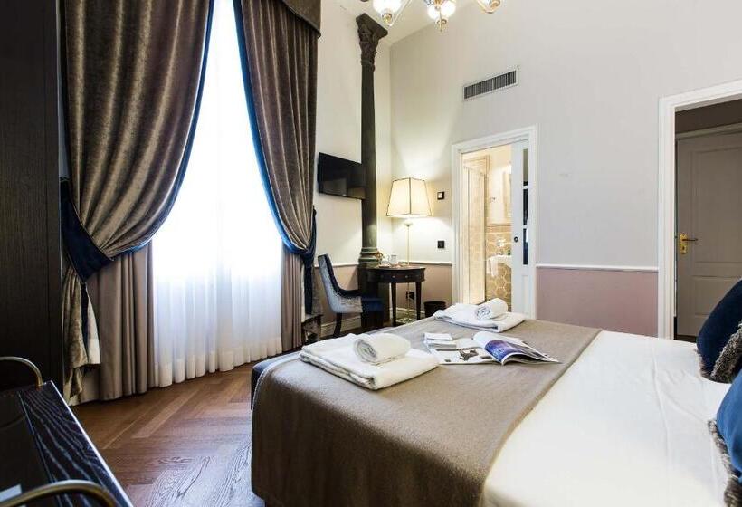 اتاق لوکس, Palazzo Roselli Cecconi