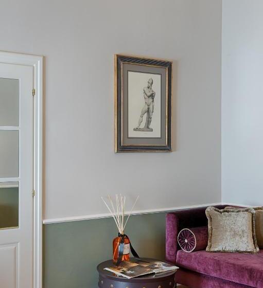 اتاق اجرایی, Palazzo Roselli Cecconi