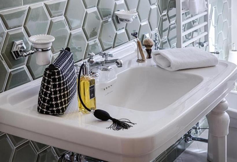 اتاق اجرایی, Palazzo Roselli Cecconi