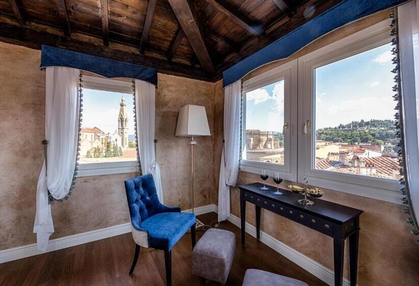 سوییت, Palazzo Roselli Cecconi