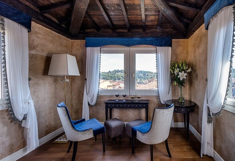 سوییت, Palazzo Roselli Cecconi