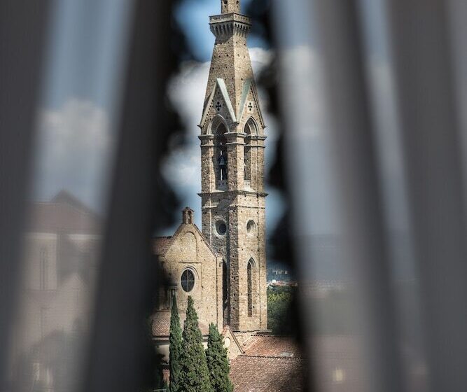 سوییت, Palazzo Roselli Cecconi