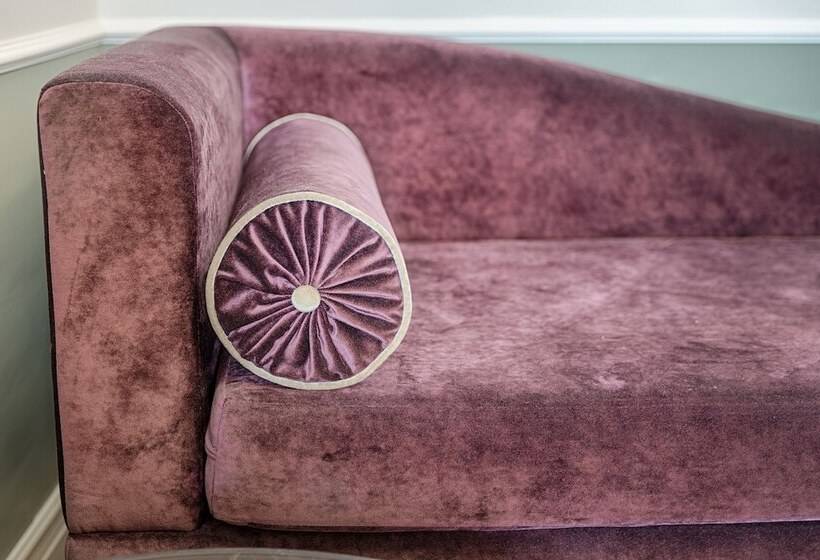 اتاق اجرایی, Palazzo Roselli Cecconi