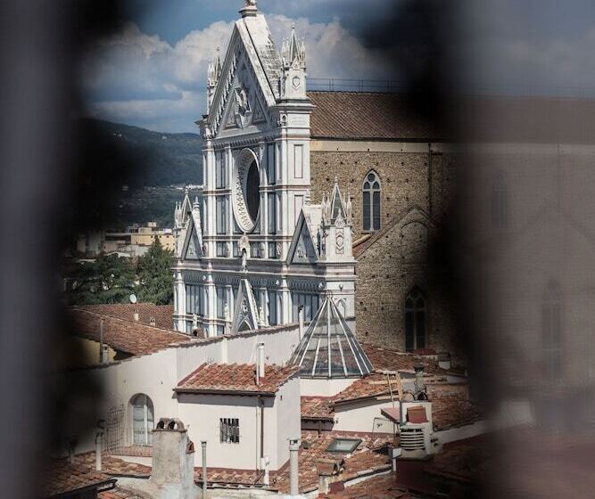 سوییت, Palazzo Roselli Cecconi